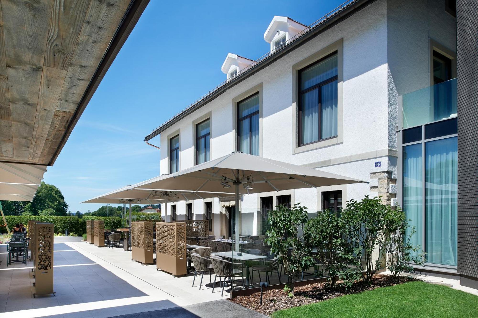 Grand Hotel Les Endroits La Chaux De Fonds Ngoại thất bức ảnh