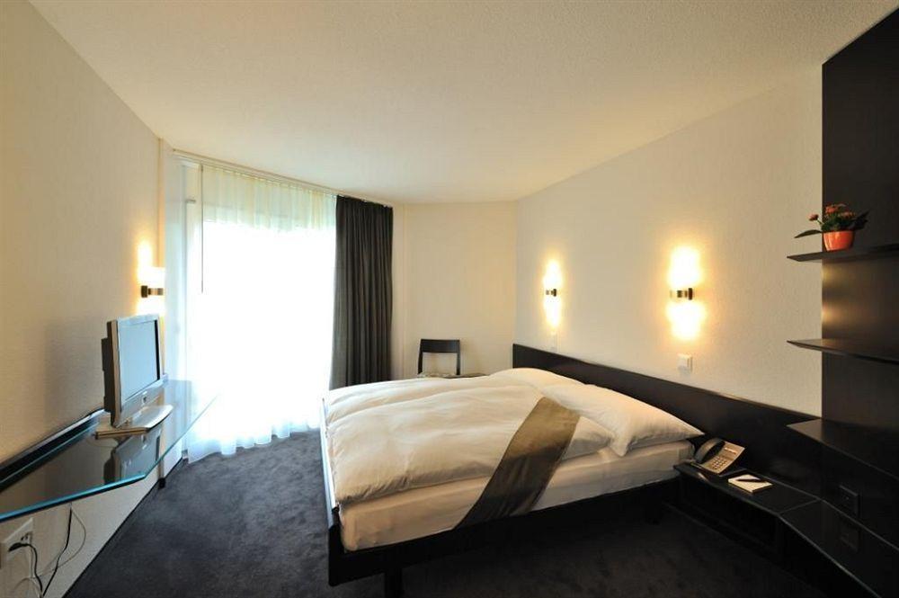 Grand Hotel Les Endroits La Chaux De Fonds Ngoại thất bức ảnh